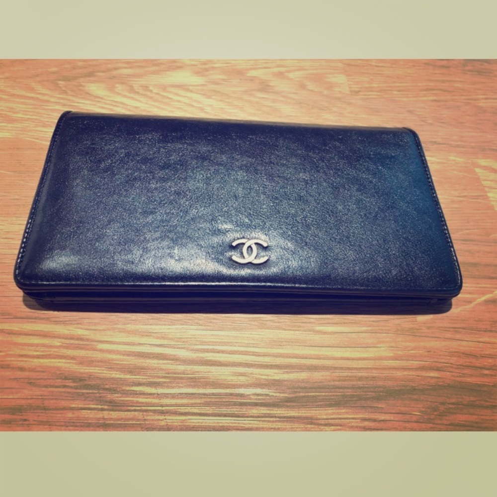Chanel CC black wallet clutch